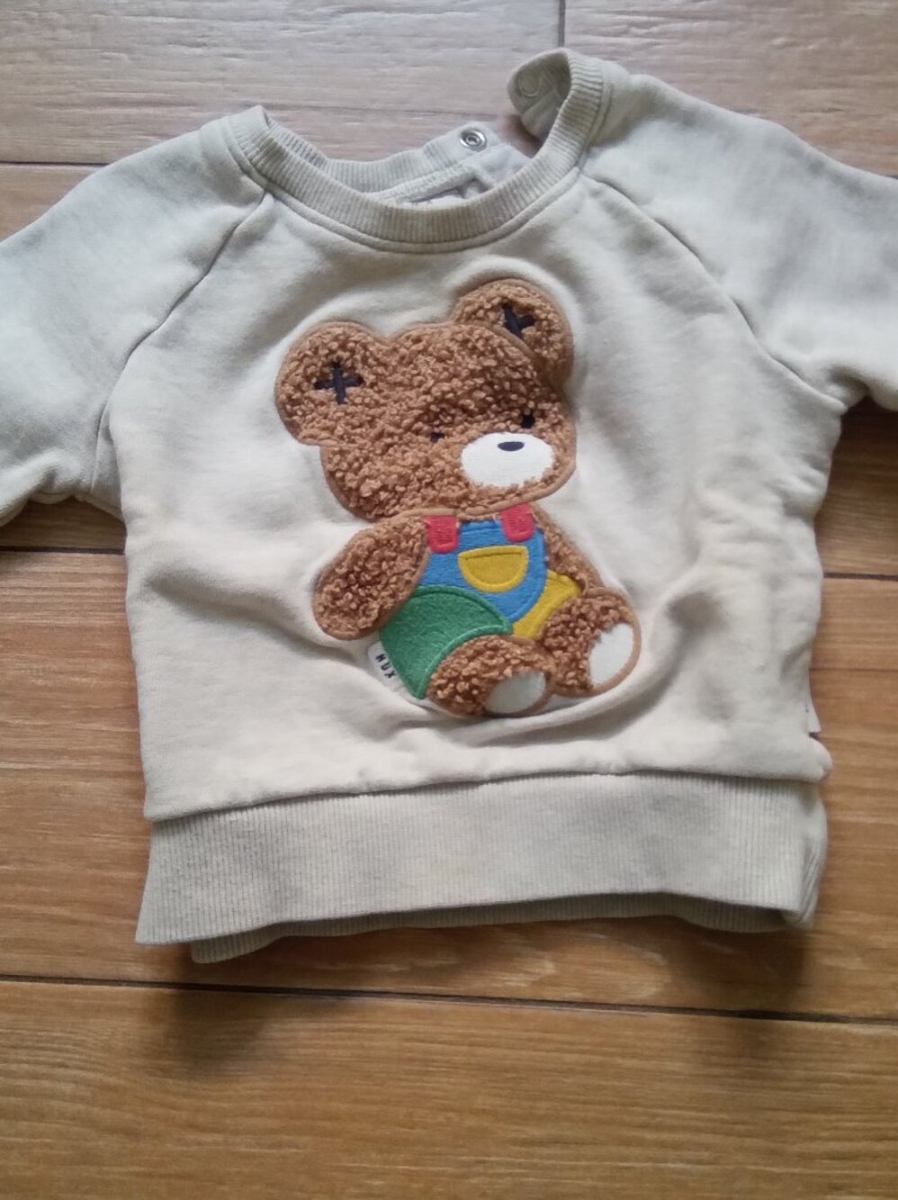 Huxbaby oat sweatshirt size 1